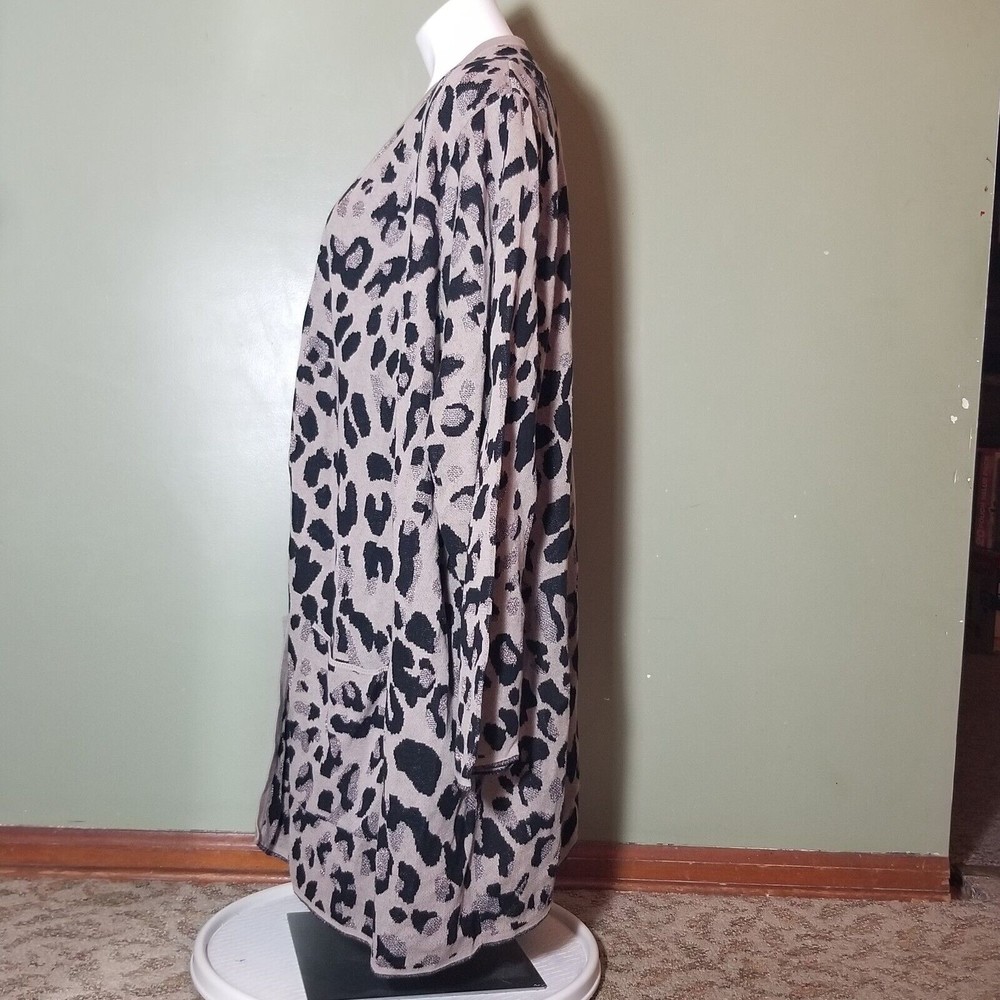 Catherines Black and Cream Animal Print Cardigan - Picture 3 of 11